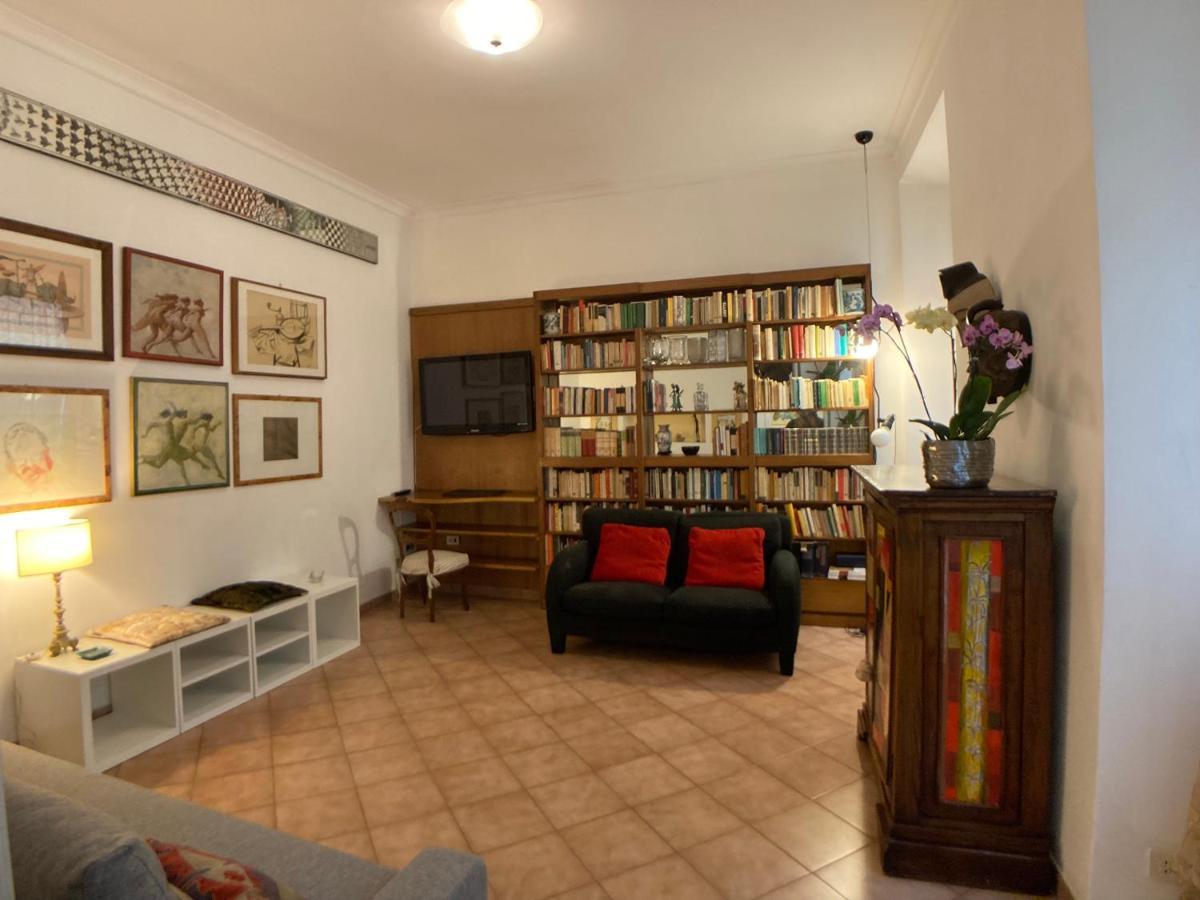 Apartment Maison Vivalda In Piazza Navona Rome